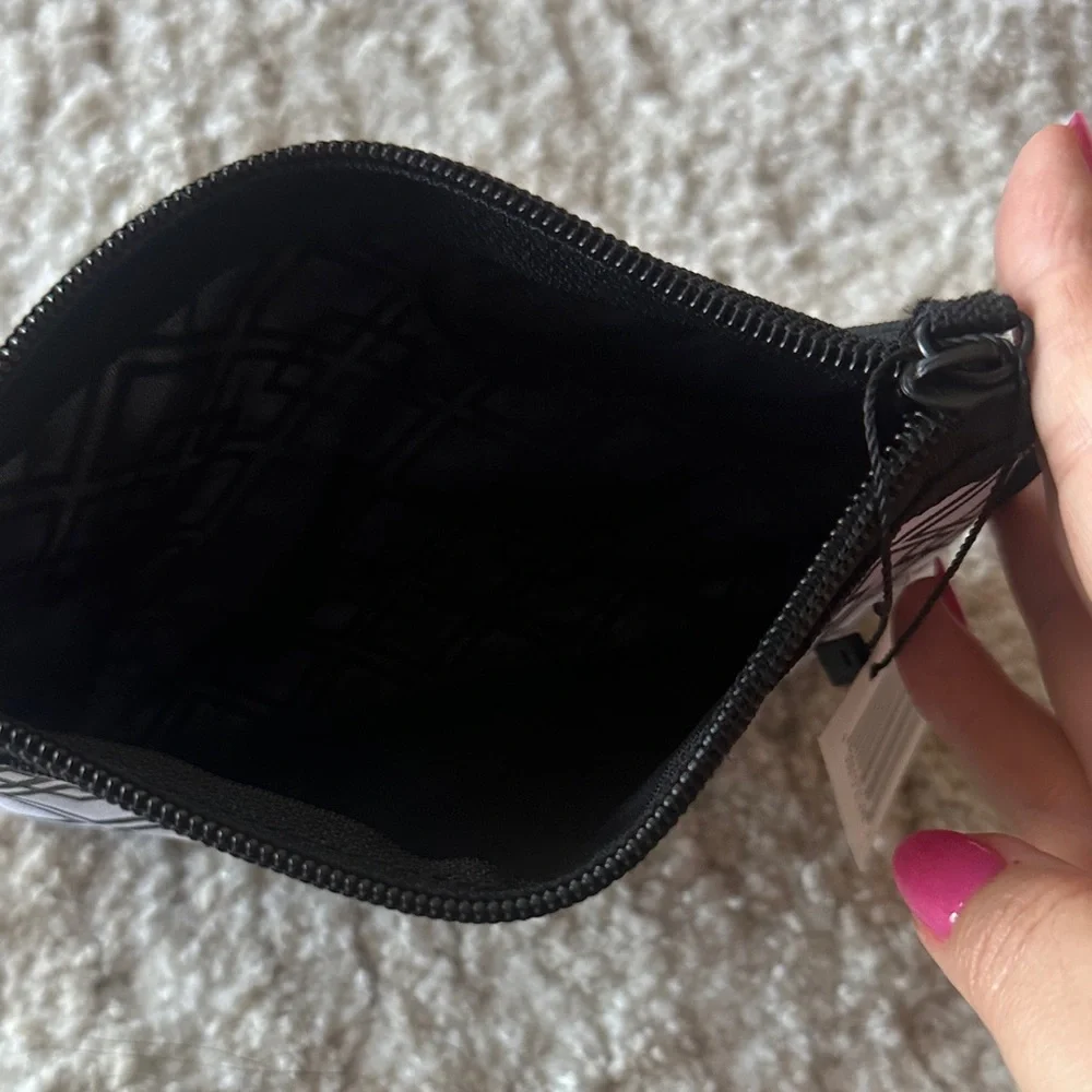 Sephora Geometric Black and White Wristlet